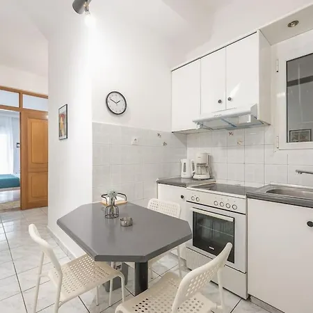 Apartment Central Square's